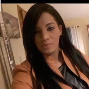 Meet your Posher, Glory